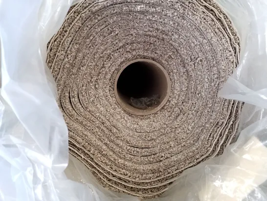 ROLL OF QUALITY B.HERITAGE EXQUISITE 706 CHAMPAGNE CARPET APPROXIMATELY 7.7×5M