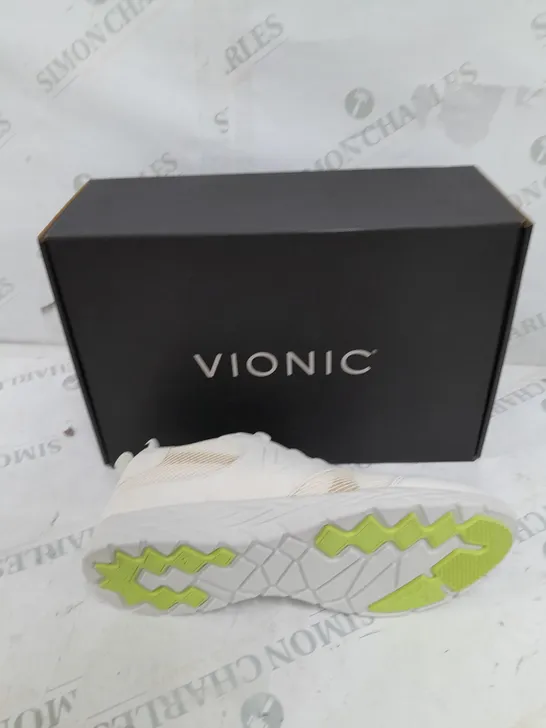 BOXED PAIR OF VIONIC CREAM MESH TRAINERS SIZE 7 