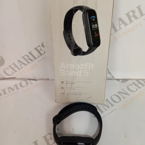 BOXED AMAZFIT BAND 5 SMART BAND/FITNESS TRACKERS WITH VOICE ASSISTANT 