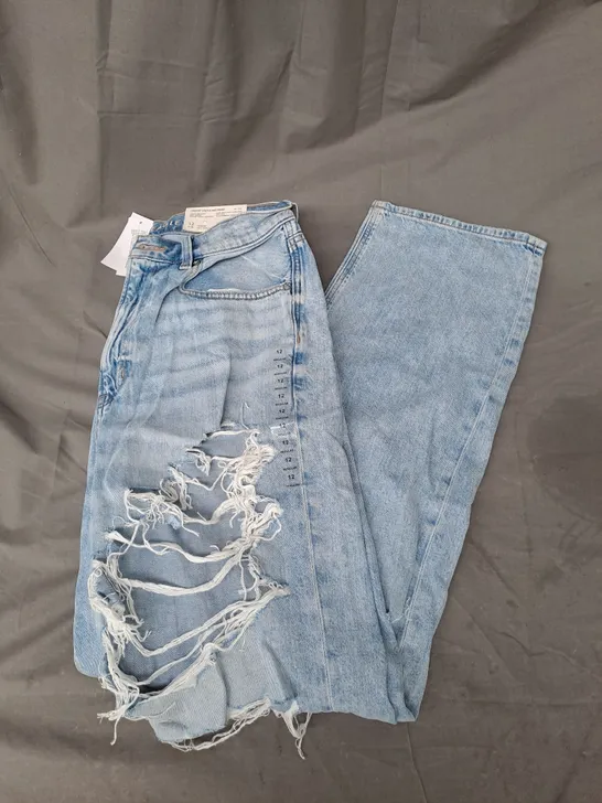 AMERICAN EAGLE HIGH RISE BAGGY RIPPED JEANS IN BLUE DENIM SIZE 16