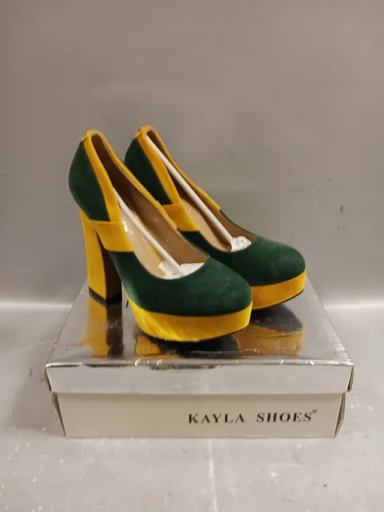 BOXED PAIR OF KAYLA HIGH BLOCK HEEL SLIP ON SHOES - SIZE 3.5