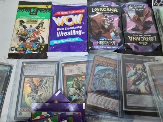 LOT OF ASSORTED COLLECTORS CARDS AND STICKERS TO INCLUDE LORCABA, HURRICANES AND MAGIC THE GATHERING 