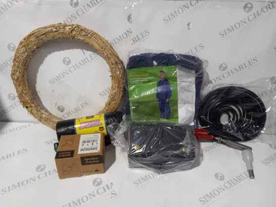 APPROXIMATELY 20 ASSORTED HOUSEHOLD ITEMS TO INCLUDE HEAVY DUTY REFUSE SACKS, OVERALLS, SPEAKER BRACKET, ETC