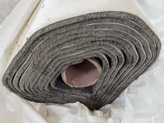 ROLL OF QUALITY CANNES SLATE  CARPET // SIZE: APPROXIMATELY 4 X 7.9m