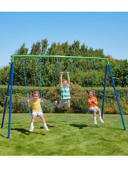 BOXED GRADE 1 SPORTS POWER 3 IN 1 PLAYSET RRP £80