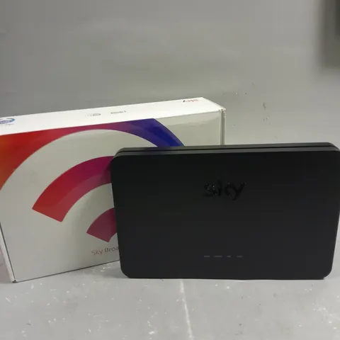 SKY Q BROADBAND HUB 4 WIRELESS ROUTER 