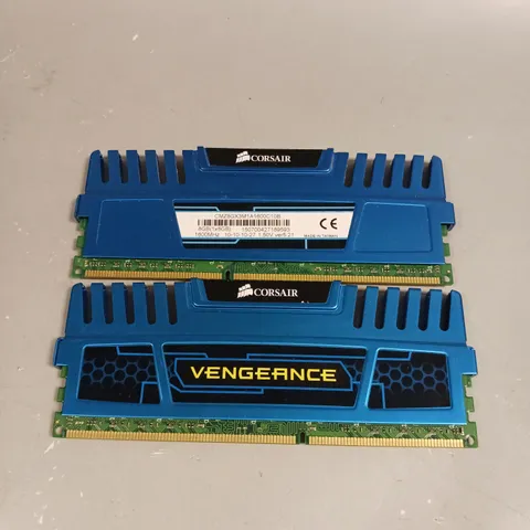 2 X CORSAIR VENGEANCE 1600MHZ 8GB DDR3 MEMORY 