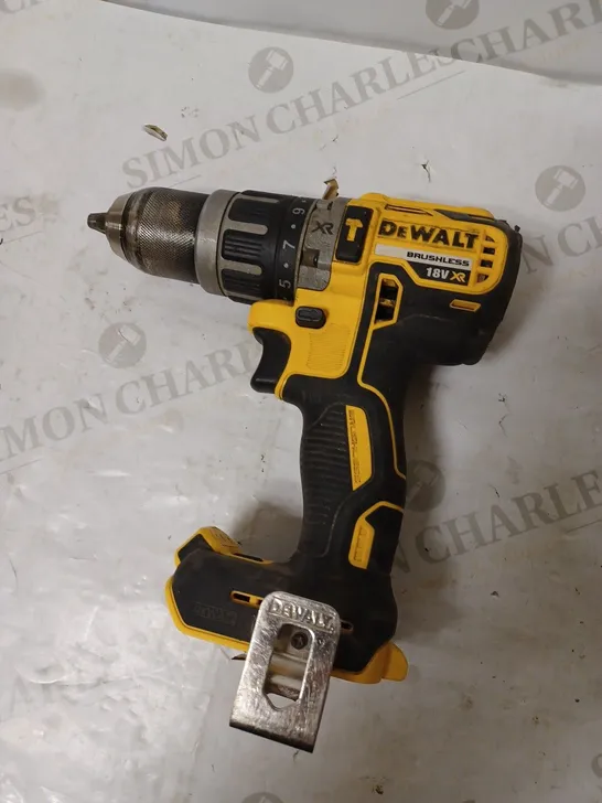 DEWALT DCD796N 18V XR LI-ION BRUSHLESS COMPACT COMBI HAMMER DRILL BARE UNIT