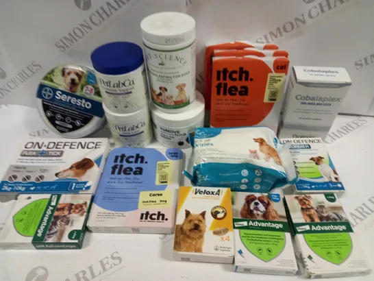 LOT OF ASSORTED PET CARE ITEMS TO INCLUDE PETLABCO PROBIOTIC, YUMOVE JOIN CARE AND VARIOUS DE FLEA SOLUTIONS