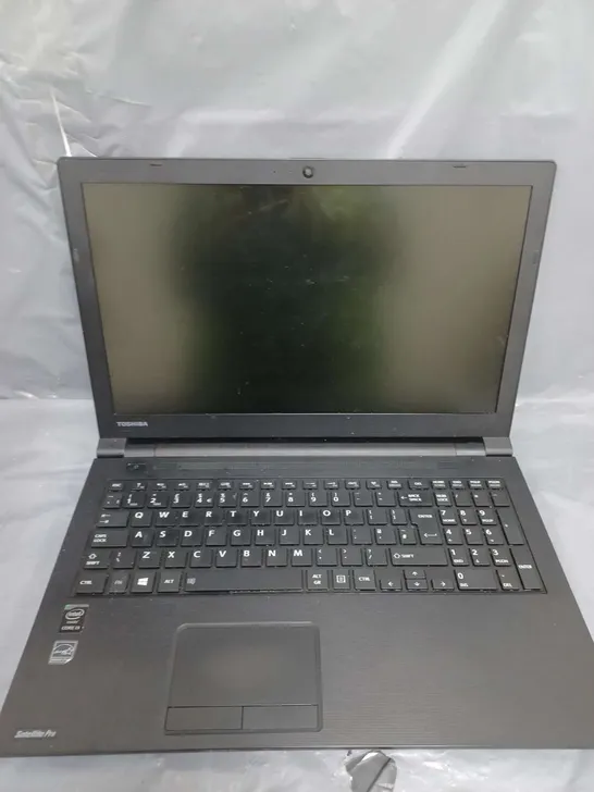 TOSHIBA SATELLITE PRO R50-B	15 INCH I3-4005U 1.70GHZ