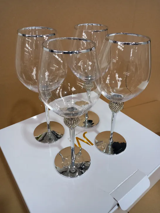 JULIEN MACDONALD CRYSTAL DETAIL SET OF 4 WINE GLASSES