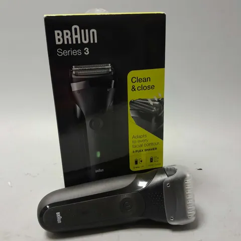 BOXED BRAUN SERIES 3 ELECTRIC SHAVER IN BLACK