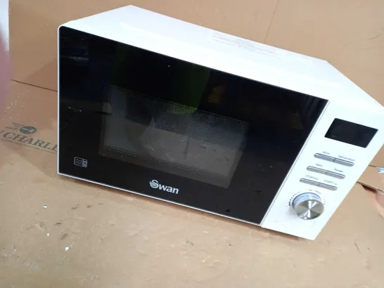 SWAN 20L 700W DIGITAL MICROWAVE - WHITE RRP £54