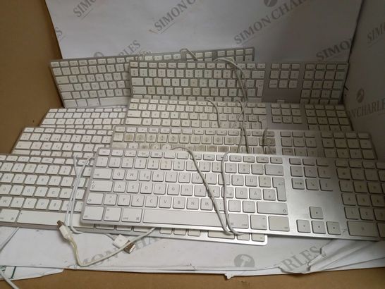 LOT OF 8 APPLE WIRED KEYBOARDS