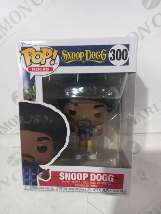 FUNKO POP ROCKS 300 SNOOP DOGG VINYL FIGURE