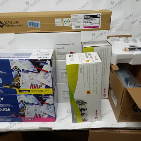 LOT OF 9 ASSORTED PRINTER ITEMS TO INCLUDE HP MAINTENANCE KIT ML-PMK65K/SEE AND VARIOUS TONER CARTRIDGES