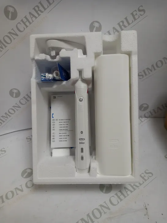 BOXED ORAL B SMART 4 ELECTRIC TOOTHBRUSH 