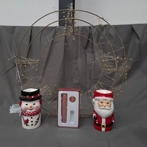 CAGE OF APPROXIMATELY 10 ASSORTED HOUSEHOLD ITEMS TO INCLUDE DECORATIVE WREATH, PRE-LIT FESTIVE CANDLE DECORATIONS, HAIR TRIMMER, ETC - COLLECTION ONLY