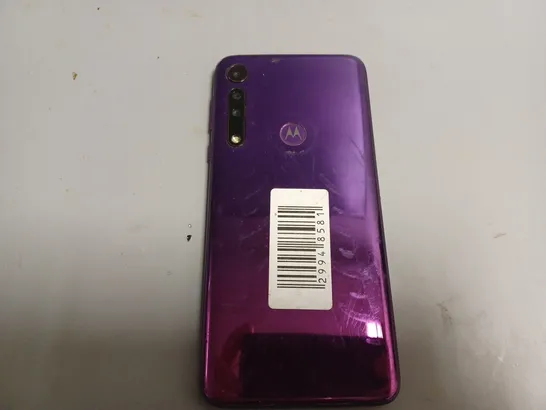 MOTOROLA ONE MACRO