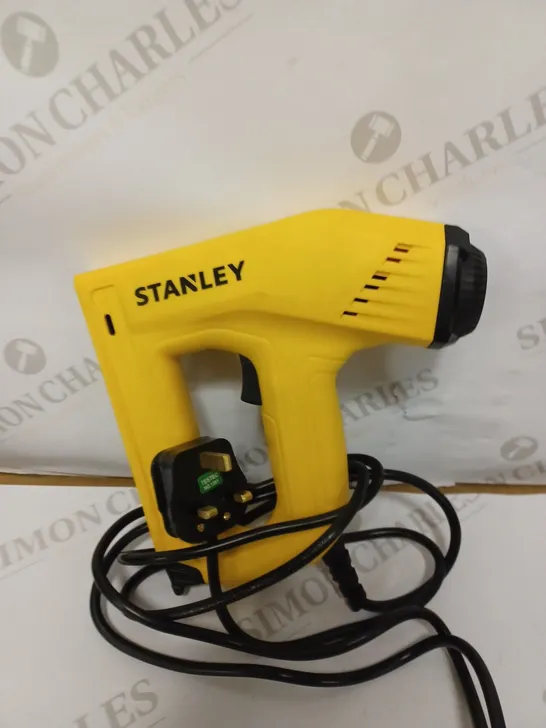 STANLEY HEAVY DUTY ELECTRIC STAPLE/NAIL GUN 