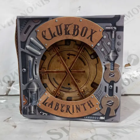 CLUEBOX LABYRINTH