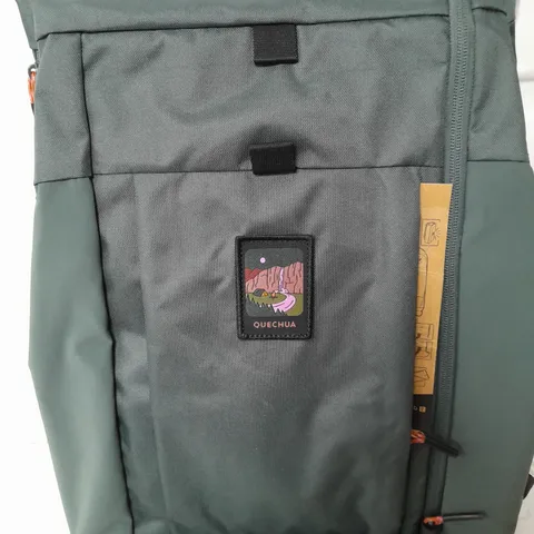 QUECHUA GREEN TRAVEL RUCKSACK 