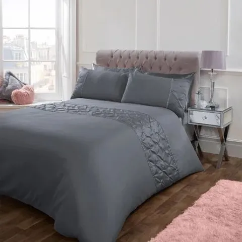 REID DOUBLE DUVET COVER SET