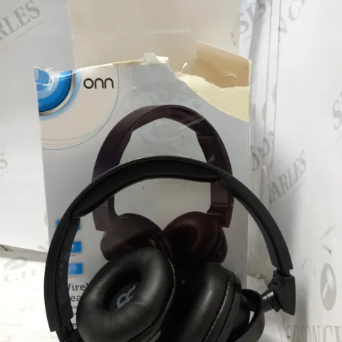 ONN WIRED HEADPHONES