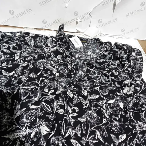 FRANK USHER NORMAL LENGTH DRESS FLORAL PATTERN BLACK SIZE L/XL