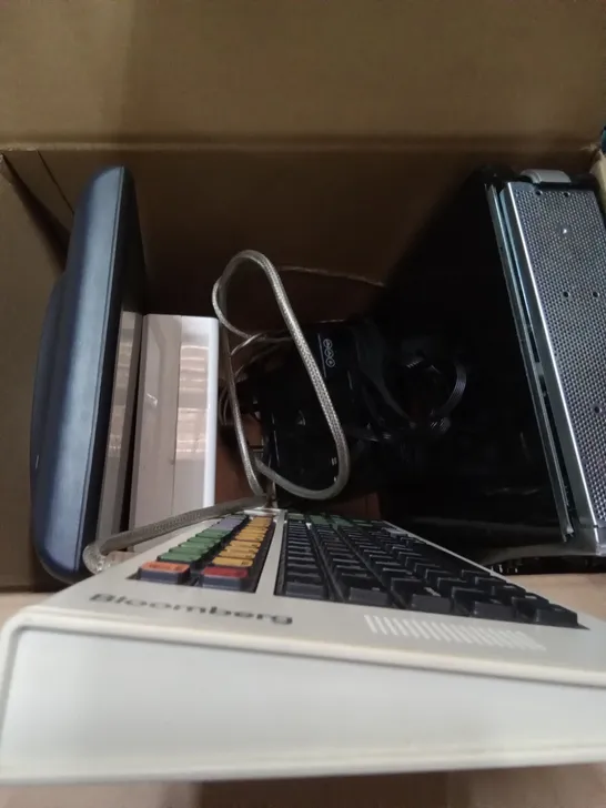 BOX OF ASSORTED OFFICE EQUIPMENT 