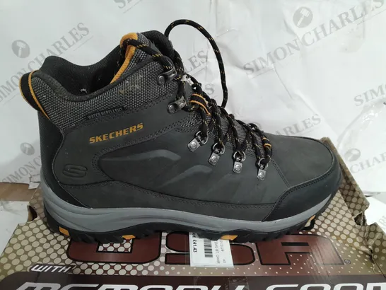MENS SKECHERS HIKING BOOTS SIZE 11 