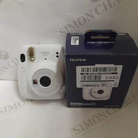 FUJIFILM INSTAX MINI 11 INSTANT CAMERA 