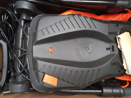 BOXED YARD FORCE ELECTRIC LAWNMOWER 