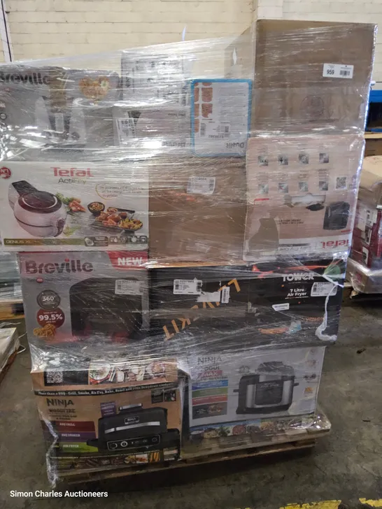 PALLET OF APPROXIMATELY 25  ASSORTED HOUSEHOLD & ELECTRICAL ITEMS TO INCLUDING