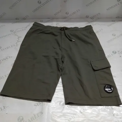 CP COMPANY MICRO LENS KHAKI SHORTS - XL