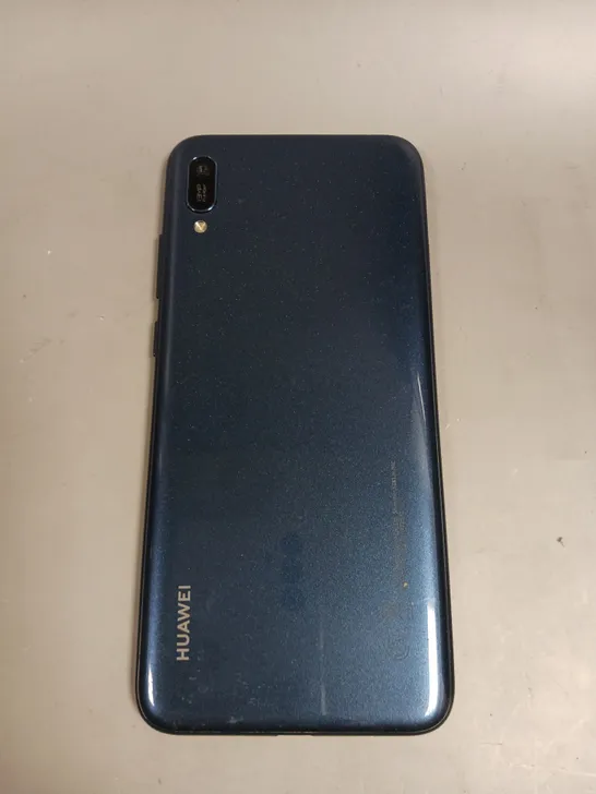 HUAWEI Y6 SMARTPHONE 