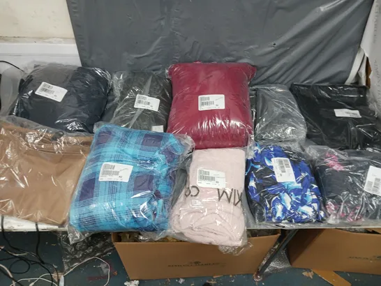 BOX OF APPROXIMATELY 10 ASSORTED PIECES OF CLOTHING IN VARIOUS STYLES, SIZES, AND BRANDS 