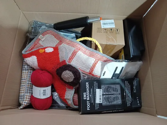 BOX OF APPROXIMATELY 12 ASSORTED ITEMS TO INCLUDE - RAT BAIT STATION - EMS FOOT MASSAGER - EMU CLASSIC ARAN ECT