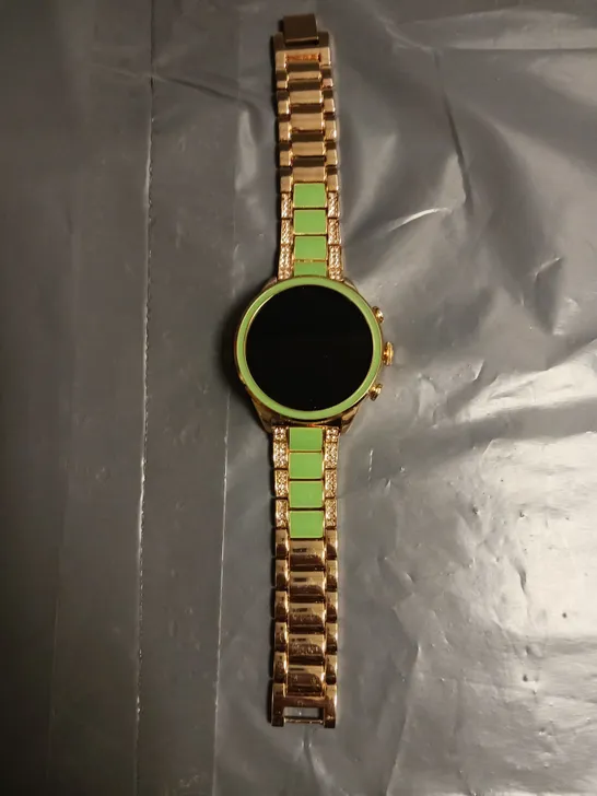 SMART WATCH ULTRA IP-67 GREEN AND CRYSTAL DETAIL GOLD COLOURED STRAP