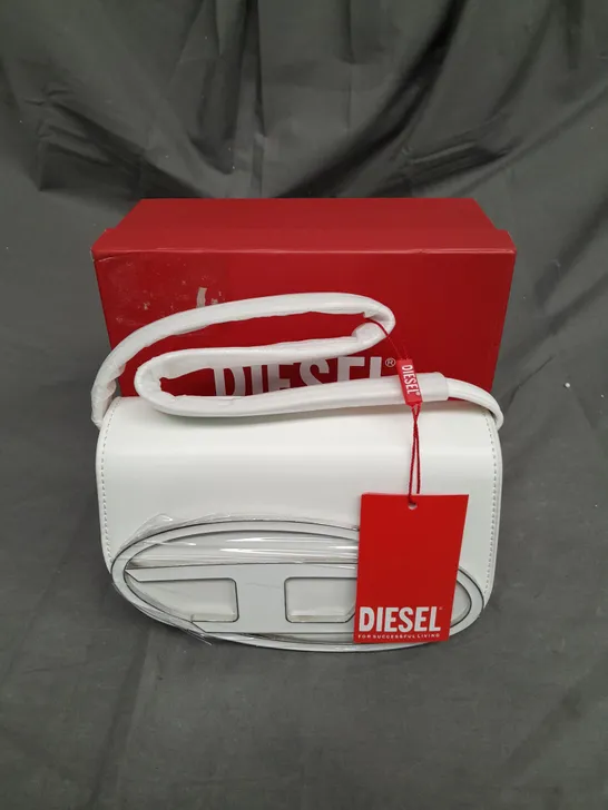 BOXED DIESEL SHOULDER BAG IN WHITE 