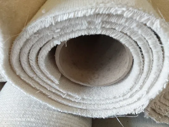 ROLL OF QUALITY DIMENSIONS 50 CARPET APPROXIMATELY 5M ×  2.30M