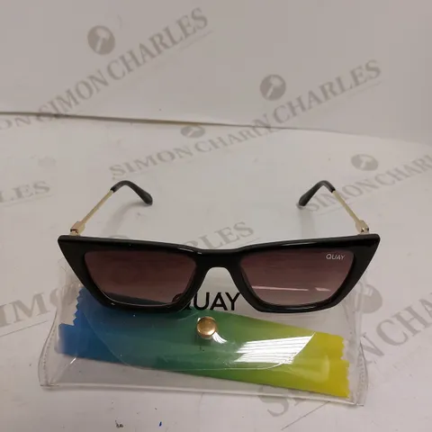 QUAY 'THE KWEEN' GRADIENT CAT EYE SUNGLASSES