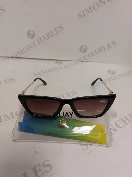 QUAY 'THE KWEEN' GRADIENT CAT EYE SUNGLASSES