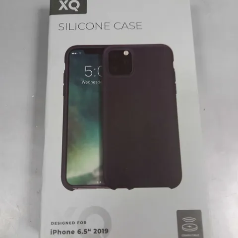 APPROXIMATELY 50 BRAND NEW BOXED XQ SILICONE PROTECTIVE CASES FOR IPHONE 6.5" 2019 MODEL 