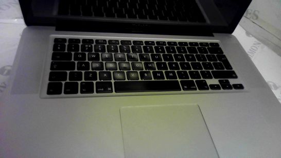 APPLE MACBOOK PRO CORE I7 500GB