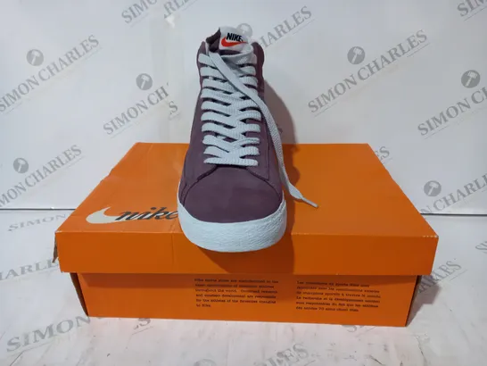 BOXED PAIR OF NIKE BLAZER MID PRM SUEDE SHOES IN PURPLE UK SIZE 11