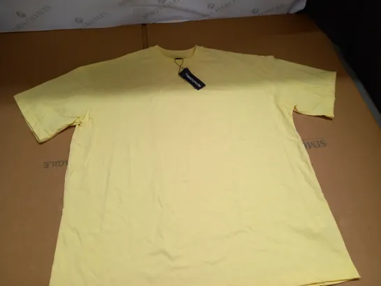 PRETTYLITTLETHING YELLOW BOXY T-SHIRT - UK 8