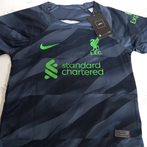 NIKE LIVERPOOL FOOTBALL CLUB KIDS SHIRT - SIZE 20