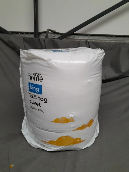 13.5 TOG DUVET - SIZE KING 