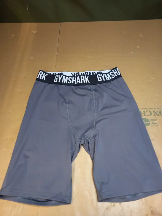 GYMSHARK WORKOUT SHORTS SIZE M